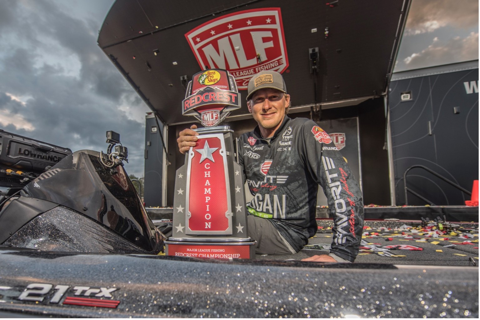 LOWRANCE® PRO ANGLER DUSTIN CONNELL DOMINATES MLF REDCREST 2021